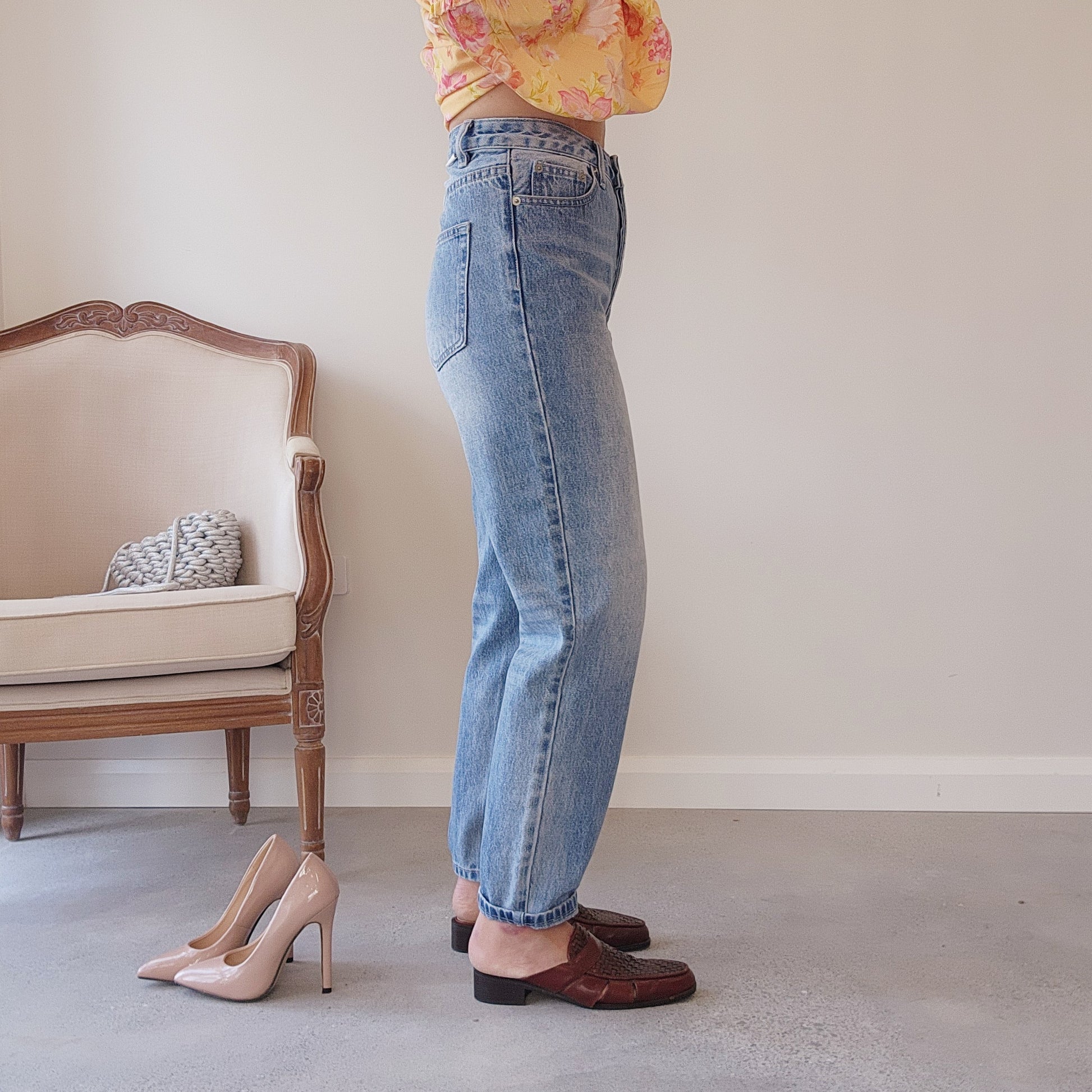 Secondhand Assembly Label vintage wash medium blue denim jeans, size 10.