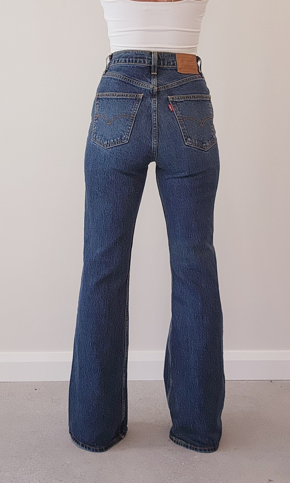 Levi's High Flare denim flares size 7-8, dark denim