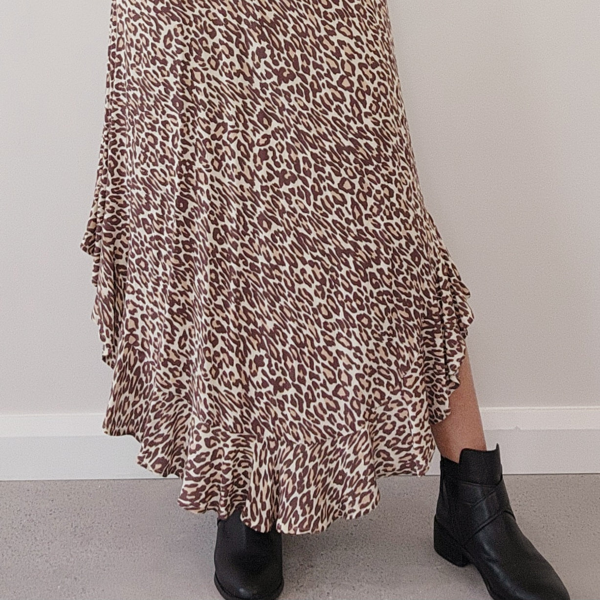 Gorgeous Kivari Alena dress in leopard print, new condition with tags attached