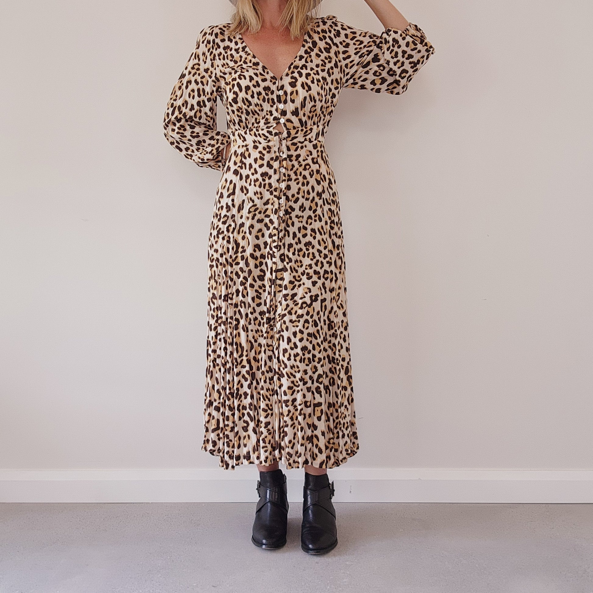 Kivari button up Bellini Dress in animal print, xxs
