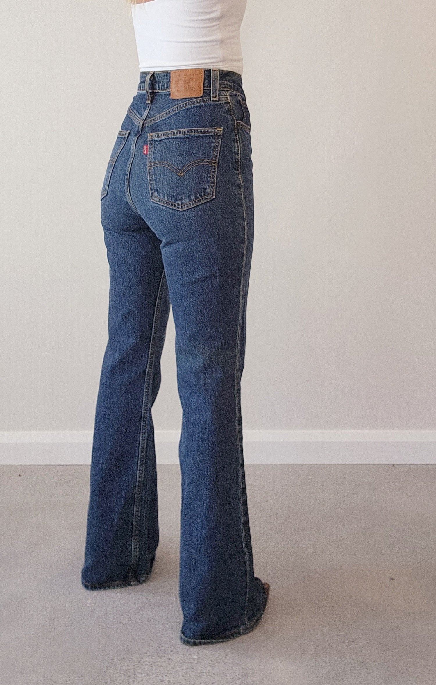 Secondhand Levi's High waisted denim flares, size 25/7-8