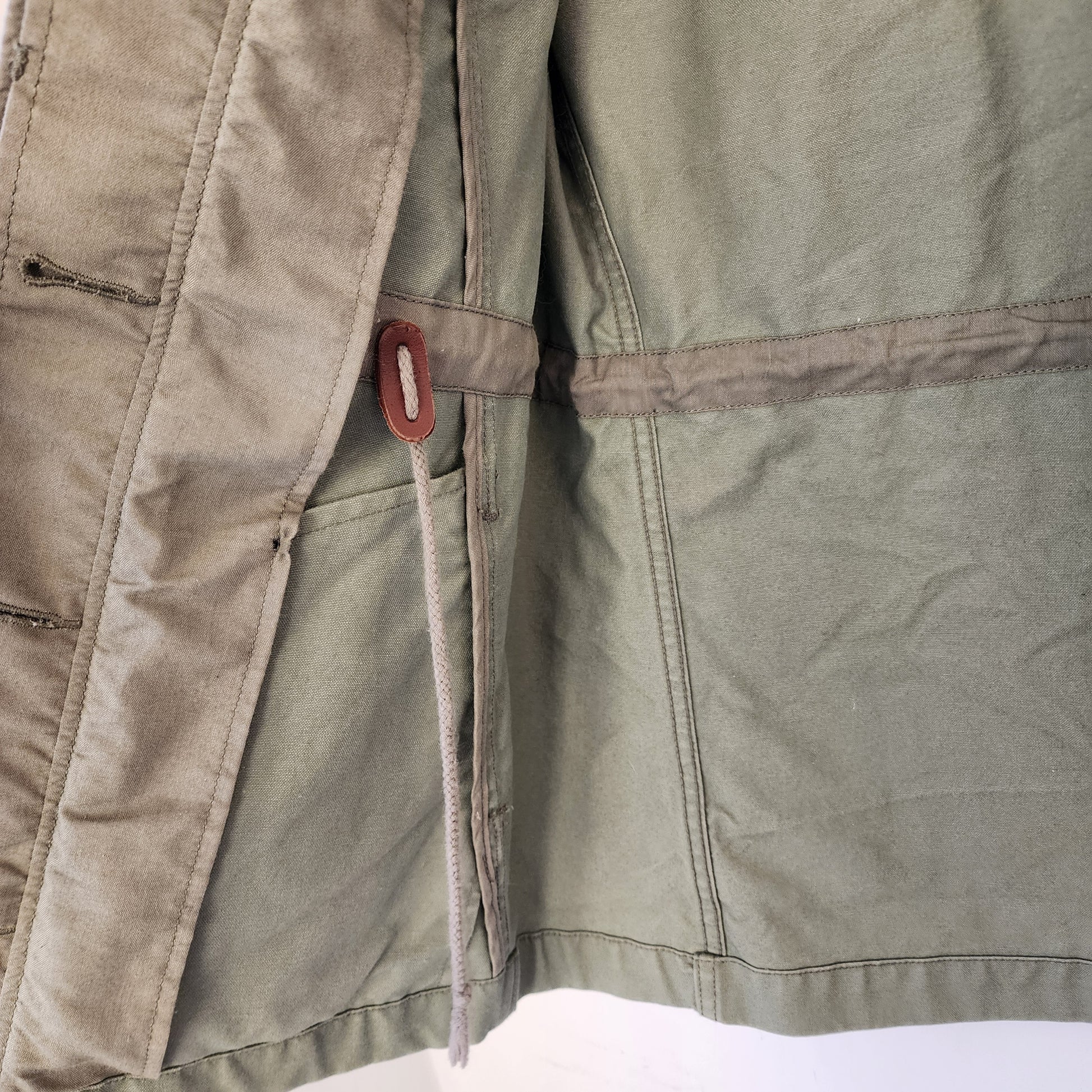secondhand Levis army green parker excellent condition