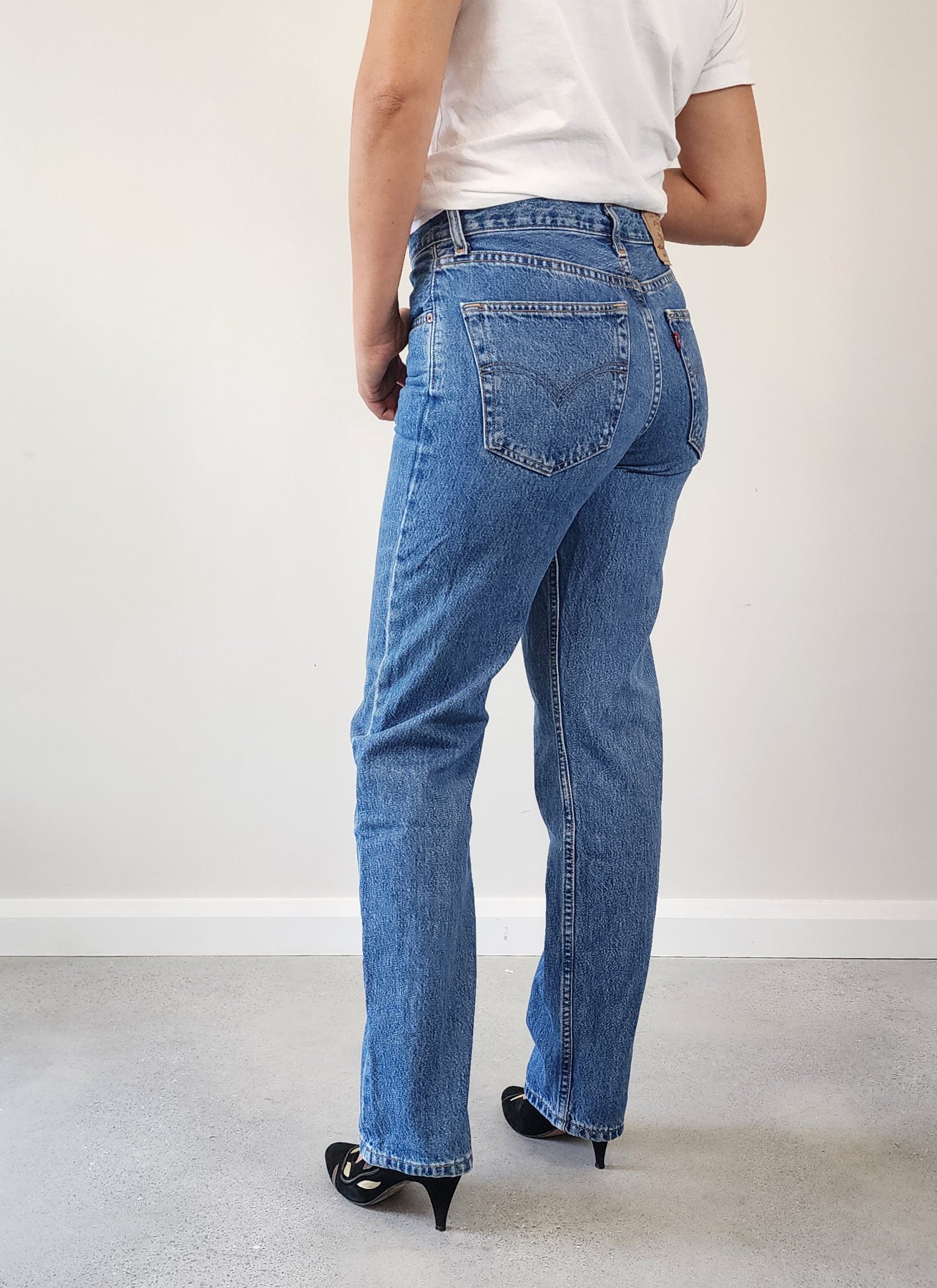 Levi 504 Blue denim midrise jeans, size 11