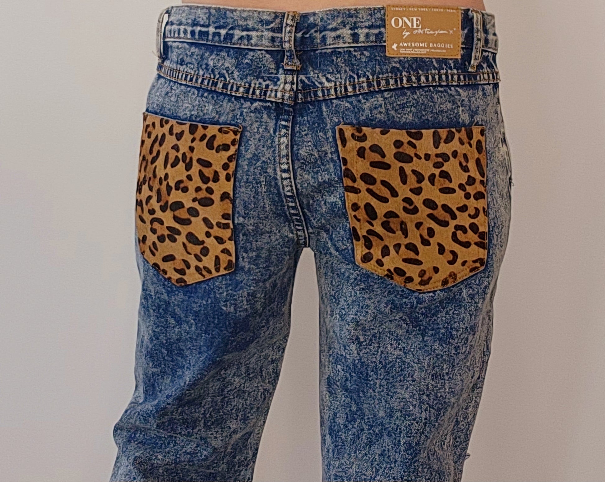 One Teaspoon, ripped jeans with leopard print pockets, size 10 print