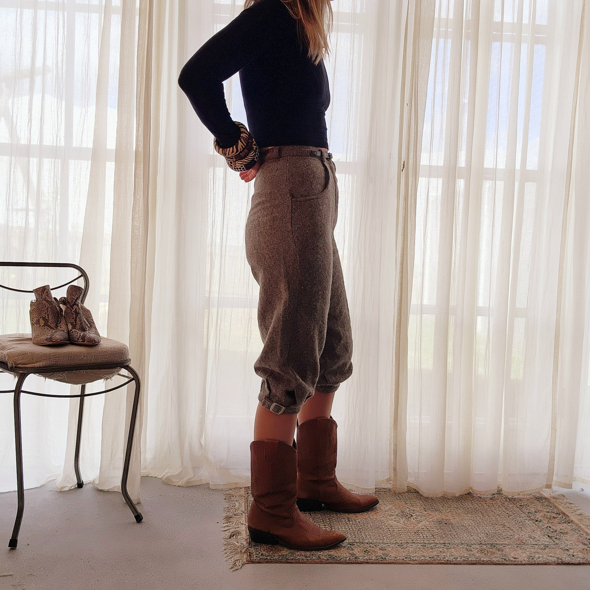 Vintage knickerbockers, with buckles at the knee a high waist and belt.