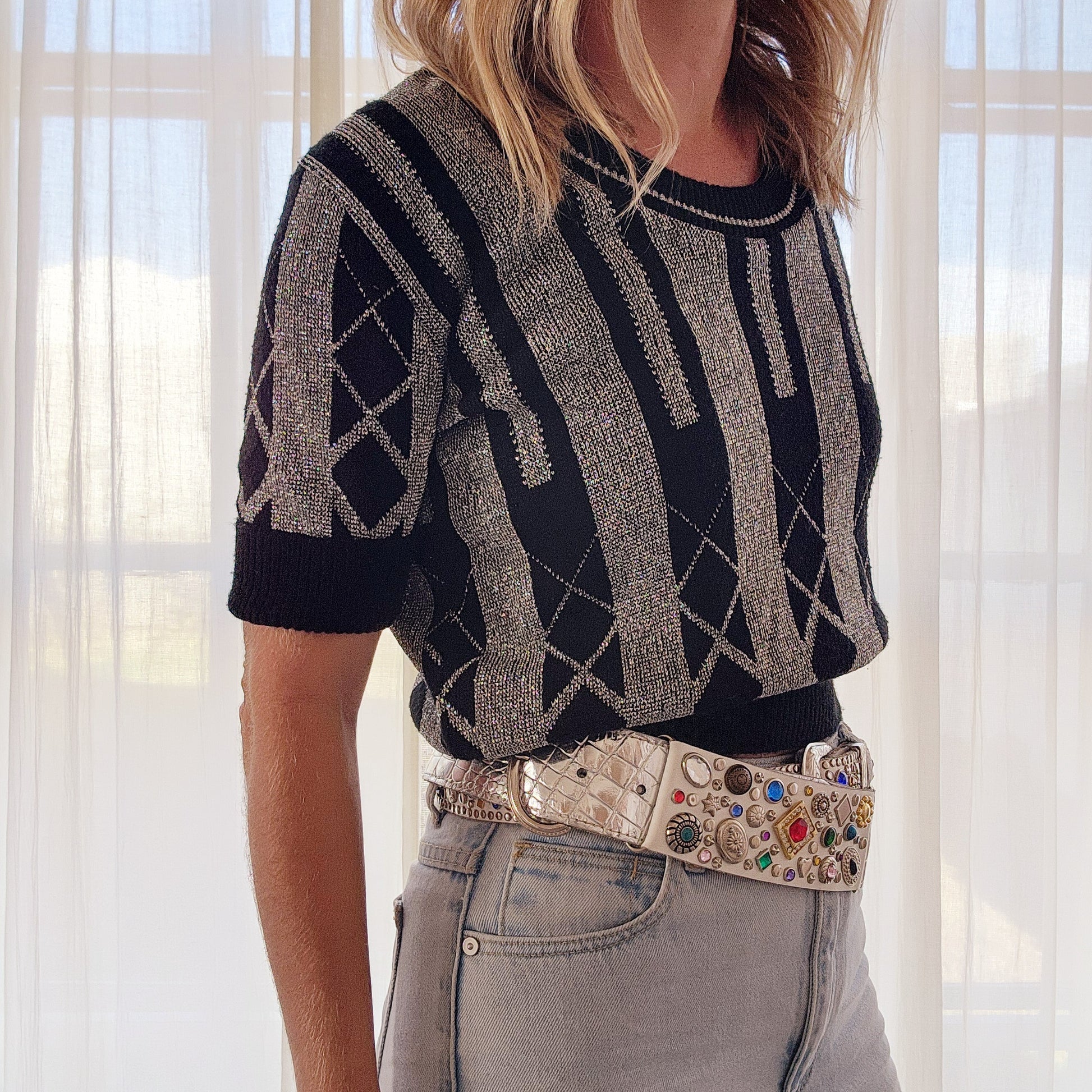 Vintage silver and black knitted jumper. Short sleeve