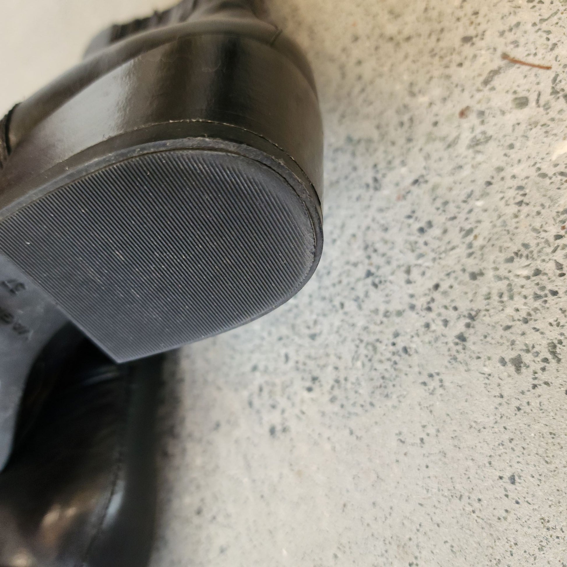 Close-up of the sole on Vagabond Maja boots, showing wear.