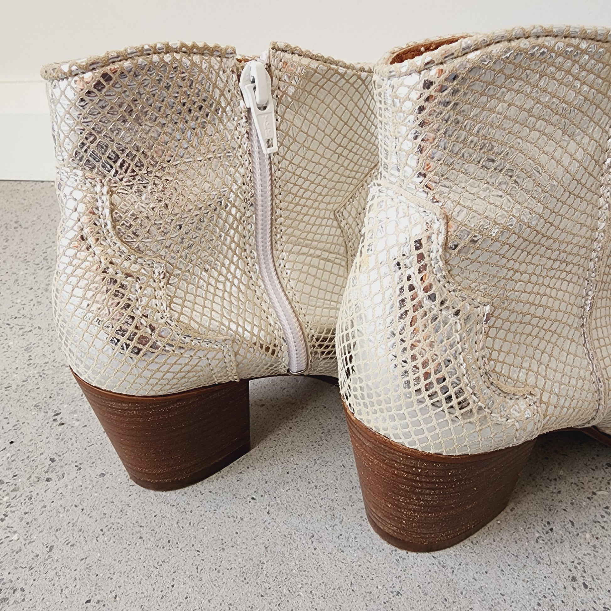 Silver western style snake print ankle boots by Melbourne designer Maya Mcqueen. Silver size 7-7.5