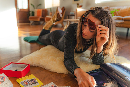 Model showing the Sinsay bodysuit and flare pants.