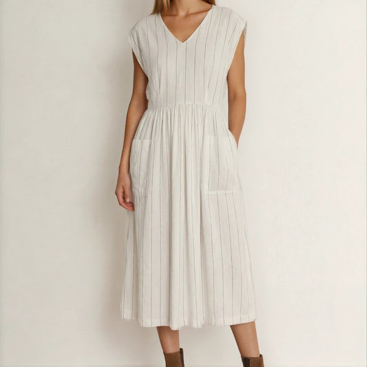 Vintage Country Road cotton midi dress in off-white with fine stripe, relaxed fit with pockets and cap sleeves