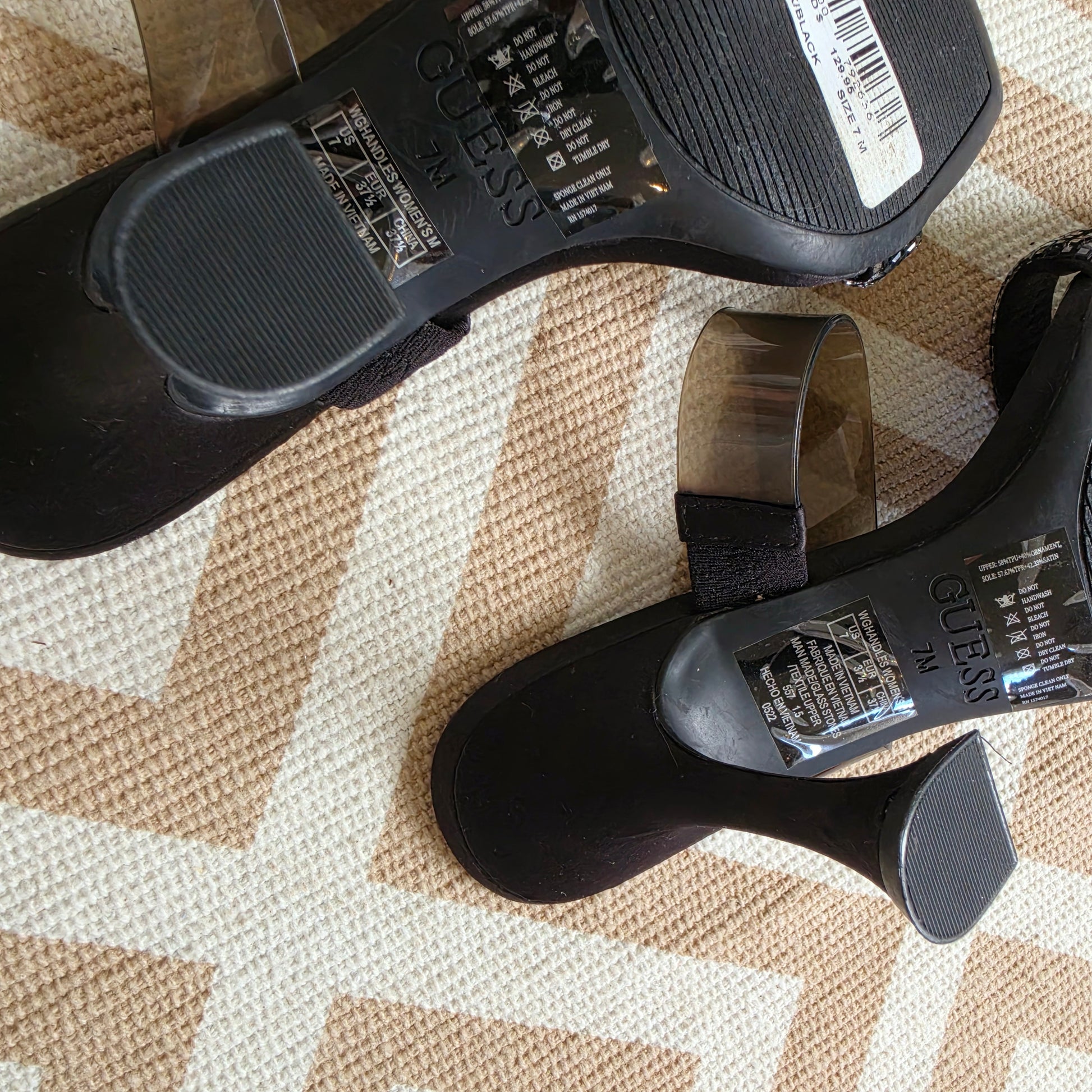 Image showing the heel on the Guess embellished shoes, showing the new, unworn, condition.