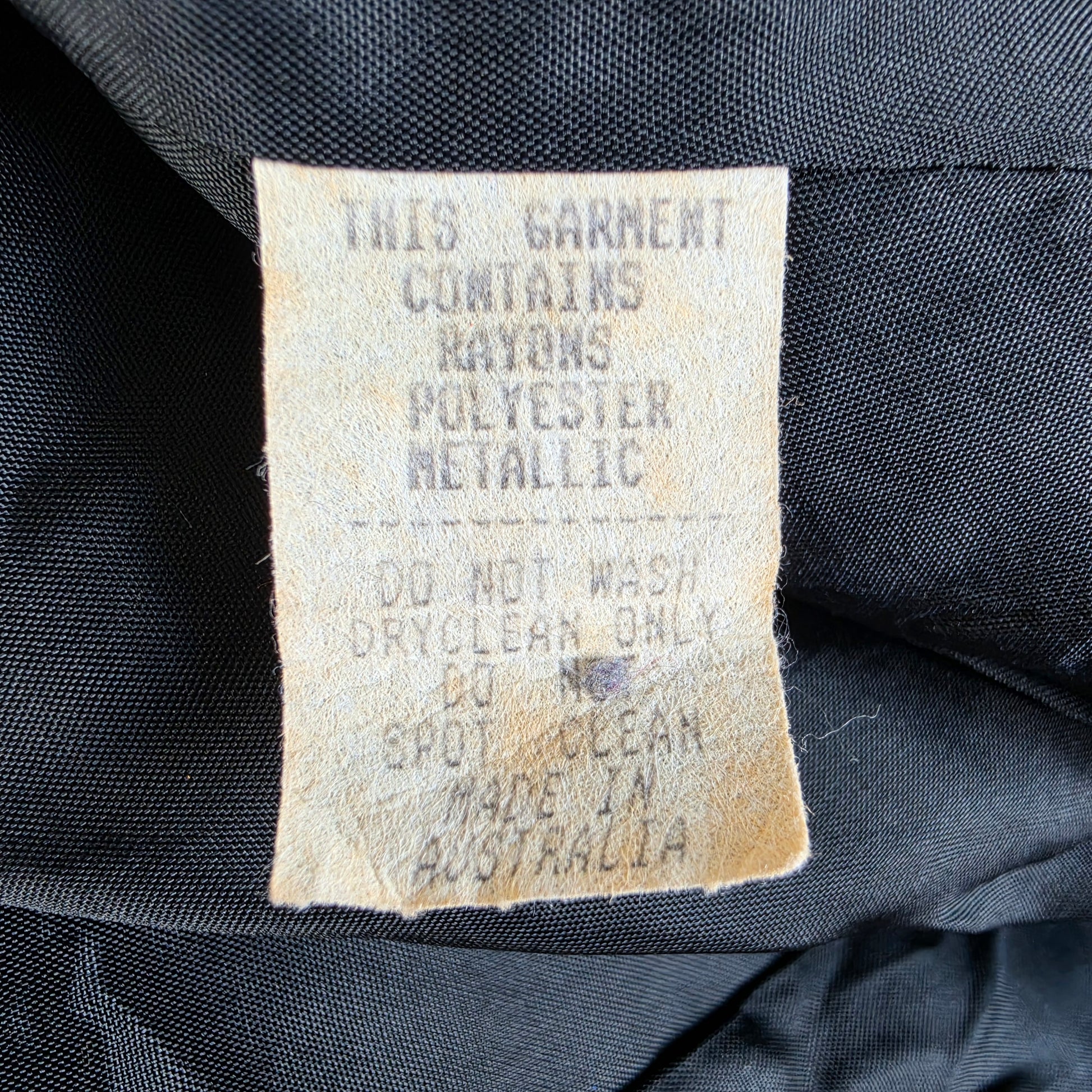 Liz Davenport vintage fabric label inside blazer showing the use of rayon, polyester and metallics